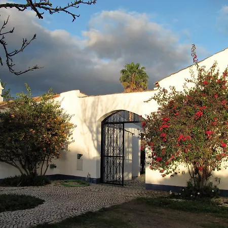 Bed & Breakfast Quinta Quinze 4*