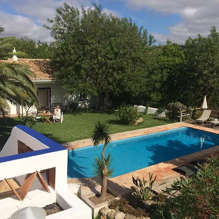 فندق مبيت وإفطار Quinta Quinze 4*