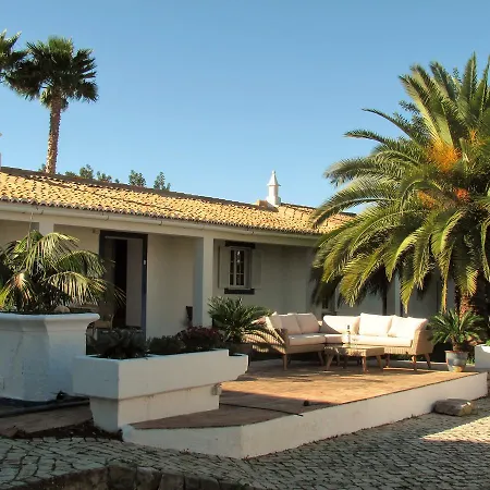 فندق مبيت وإفطار Quinta Quinze 4*